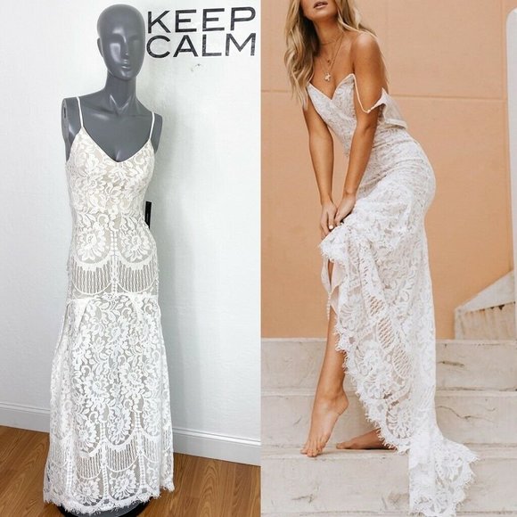 lulus flynn lace gown with train
